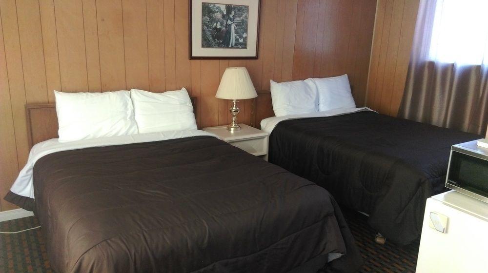Latchford Bay Lake Inn - Frontiersman Motel מראה חיצוני תמונה