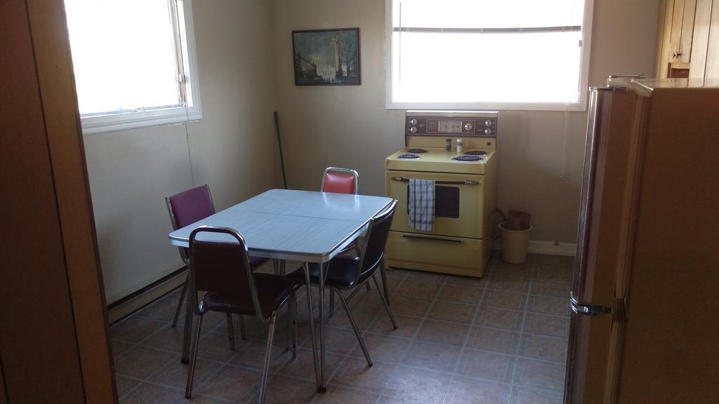 Latchford Bay Lake Inn - Frontiersman Motel מראה חיצוני תמונה
