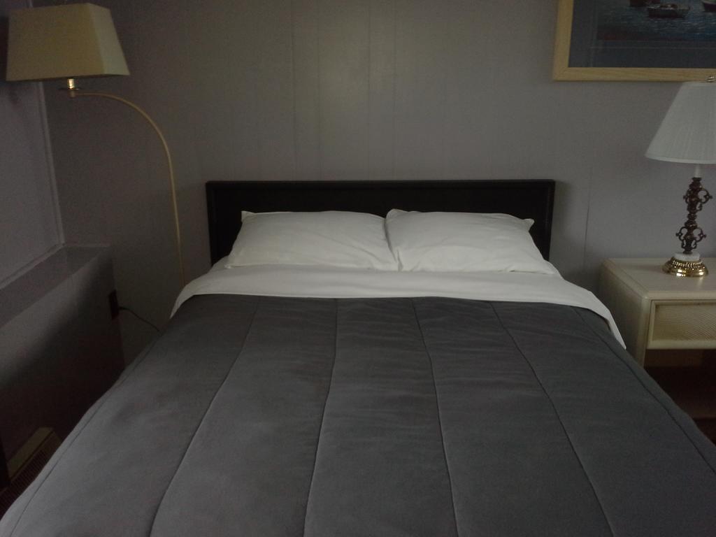 Latchford Bay Lake Inn - Frontiersman Motel מראה חיצוני תמונה